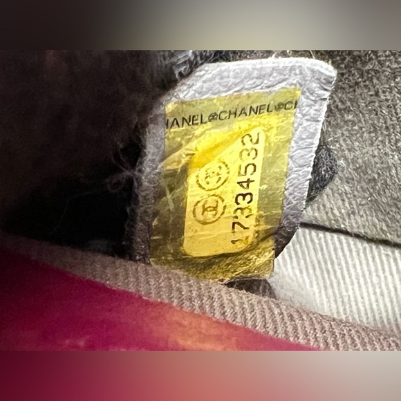 CHANEL Pink Velvet Quilted Small Boy Bag-17334532 - Picture 14 of 15